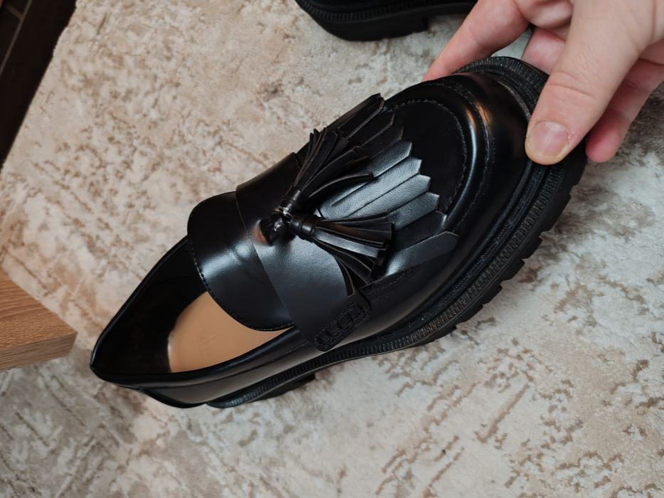 Vand papuci HM mărimea 38