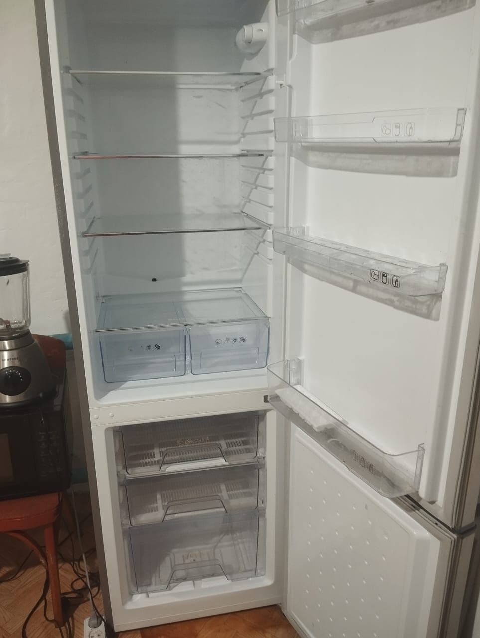 Холодильник с гарантией на 3года