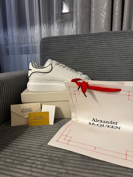 Alexander Mcqueen-Noi noute-Cadoul perfect-Urgent