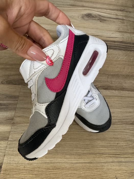 Детски оригинални маратонки NIKE AIR MAX SC! 27,5 н