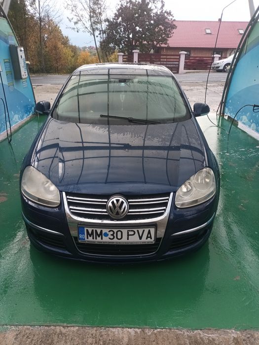Vând Volkswagen Jetta 2.0 TDI