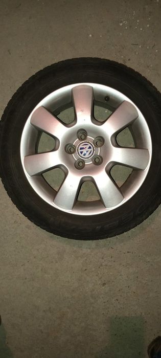Vând set anvelope iarnă cu jante aliaj 205/55R16