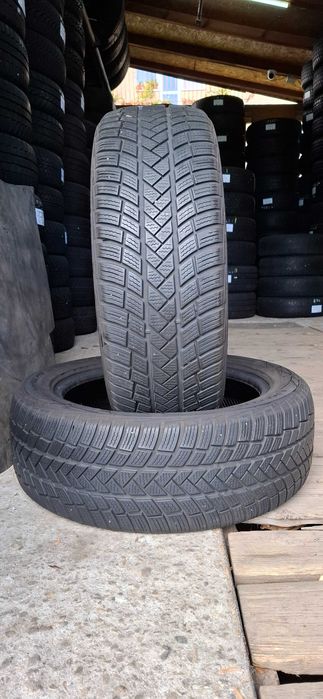 2бр. 205/55/17 Vredestein 6mm грайфер, дот 20г. Безплатен монтаж