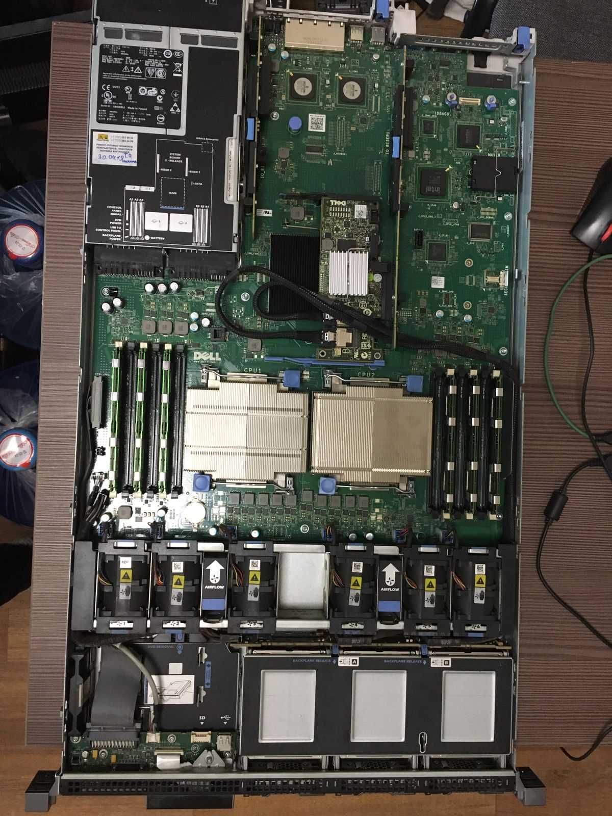Сервер Dell R610
