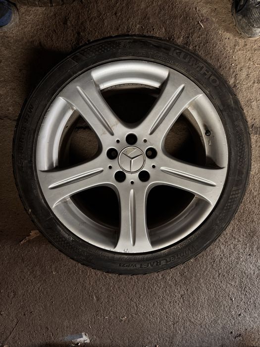 Джанти за мерцедес 18ки с гуми KUMHO 245/40 R18