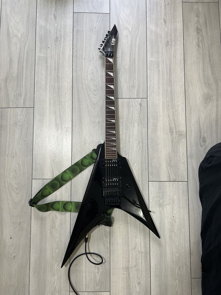 Chitara ESP LTD Arrow 200