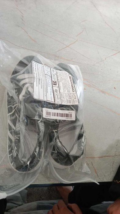 Sportni oyoq kiyim, xitoyniki yangi kiyilmagan, agar kiyilgan boʻlsa