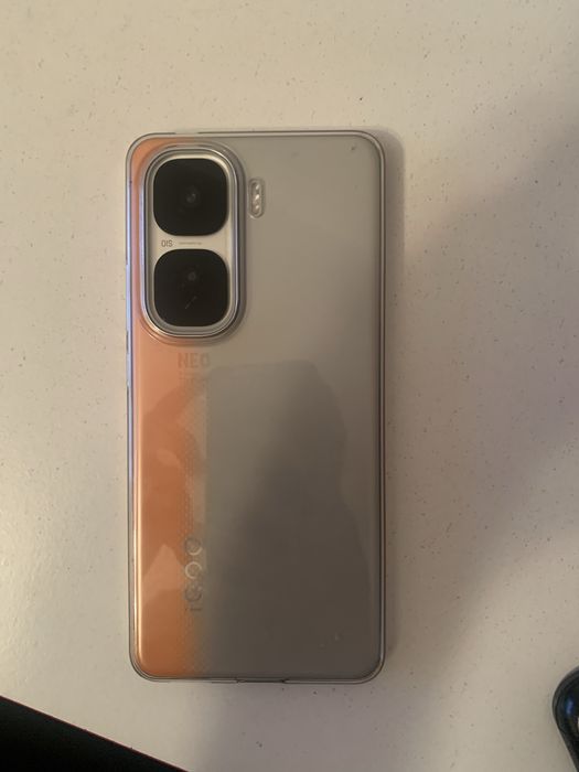 Продам/обменяю игровой iQOO Neo 10