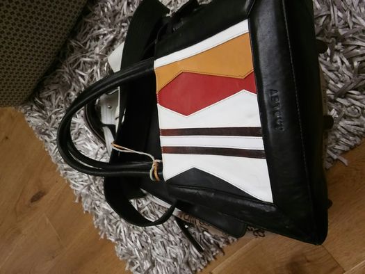 poseta/geanta/rucsac  Guess, Coach, Radley Jobis,Ted Baker