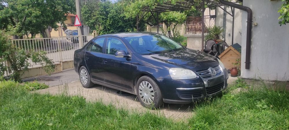 VW Jetta 1.9 tdi Blue Motion
