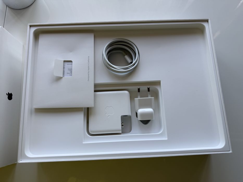 MacBook Pro 13” 8GB