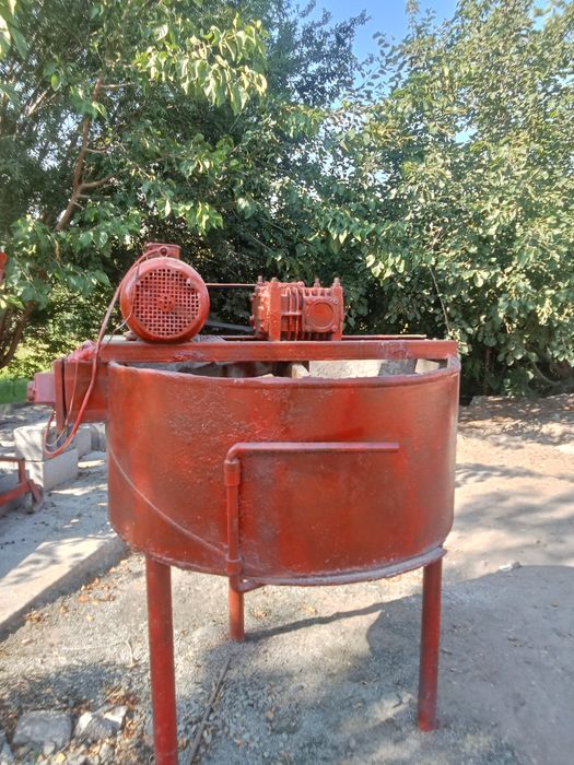 Шлакоблок.апарати
