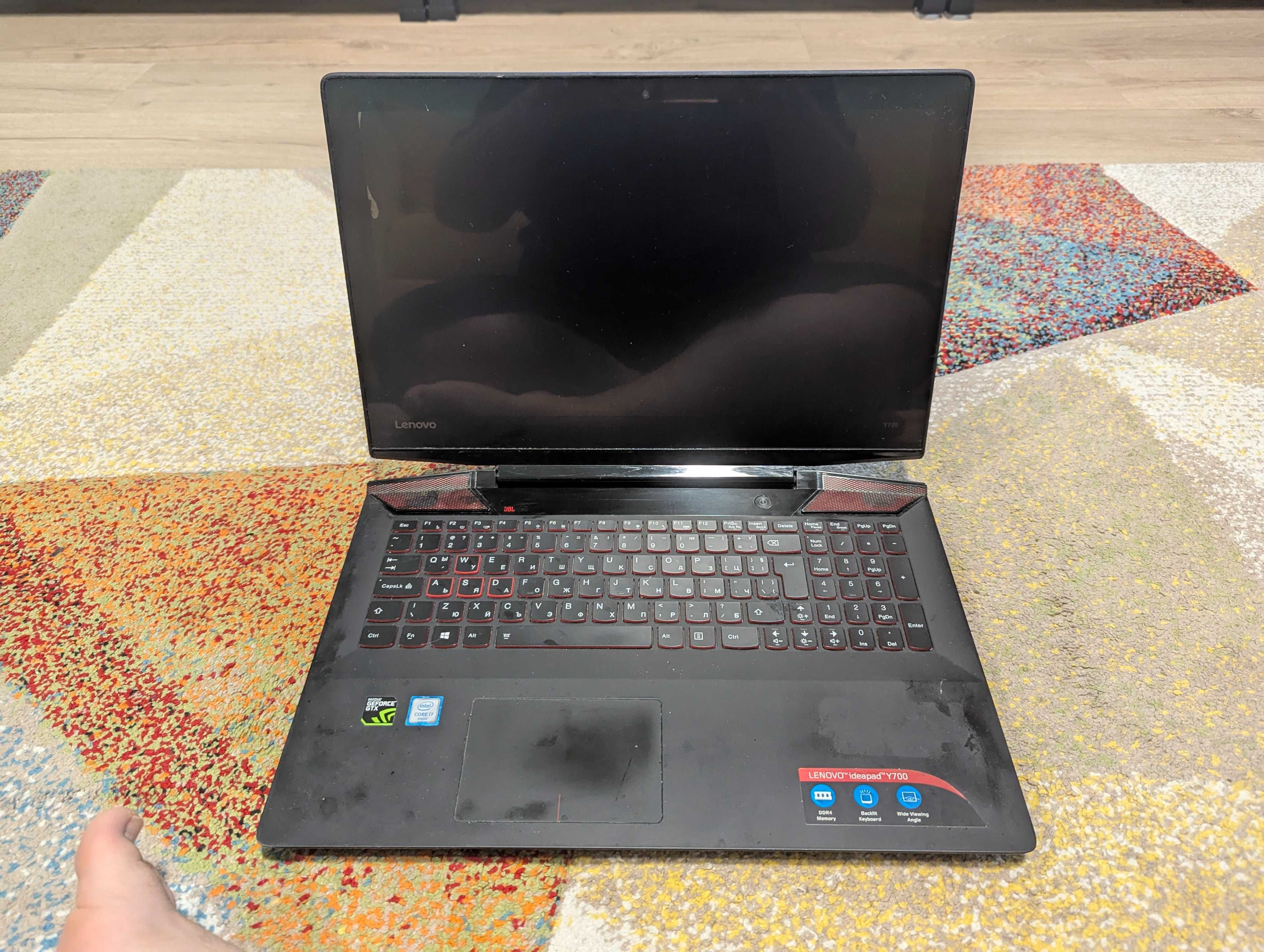 Lenovo y700 16GB i7-6700 GTX 960m 4GB
