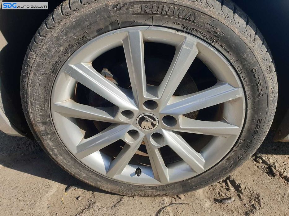 Set 4 Jante Roti Aliaj 5x112 225 45 17 R17 Skoda Octavia 3 2013 - 2017 [0325]