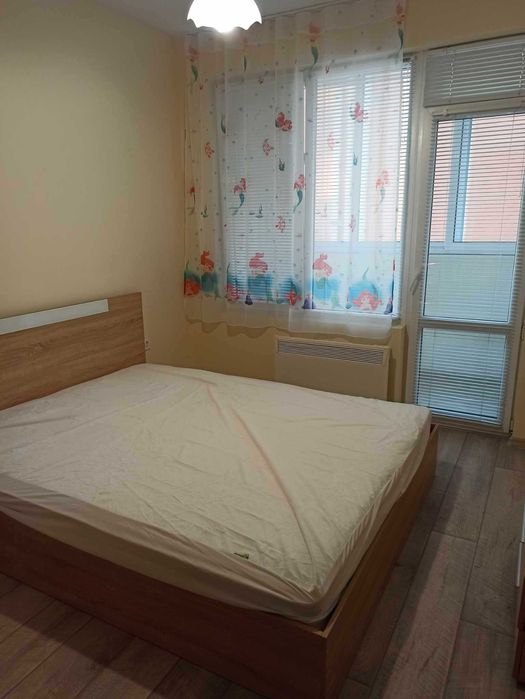 Дава се под наем Двустаен апартамент в Бургас, Славейков - 50 кв.м за 306 € - Снимка #1