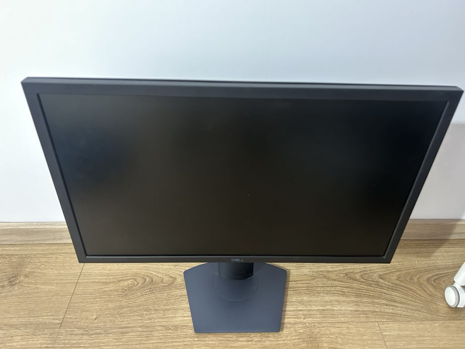 Monitor Dell.