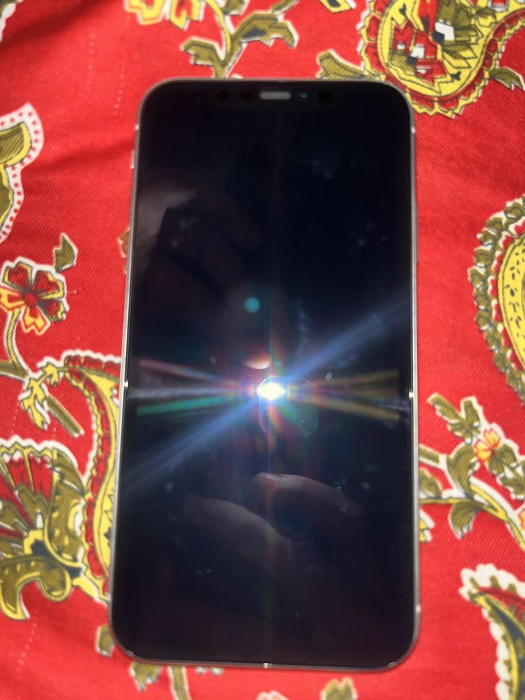 iPhone 11 продам