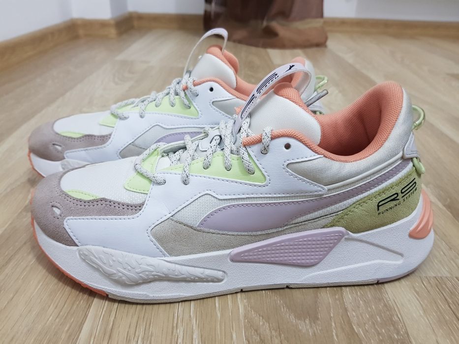 Adidasi Puma mărimea 42 nike jordan boost