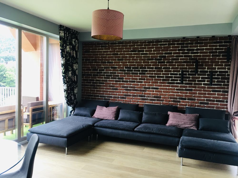De Vânzare – Apartament Penthouse cu Priveliște Superbă spre Munte!