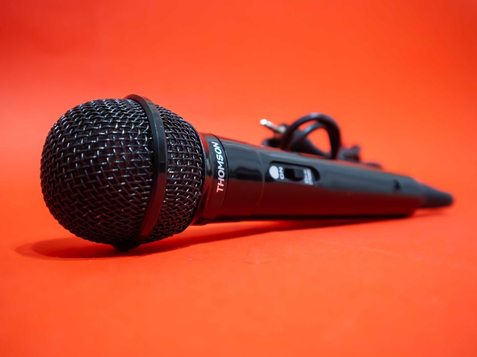 HAMA THOMSON M135D Динамичен Микрофон Внос Литва Като Нов Тестван