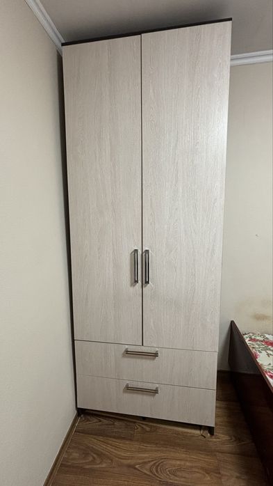 Продам шкаф для одежды