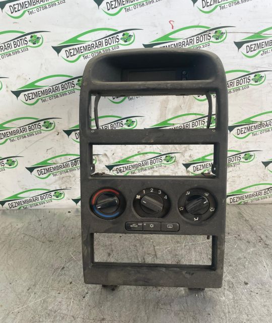 Consola centrala 24 425 369 Opel Astra G