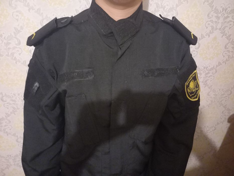 Продам чёрную форму