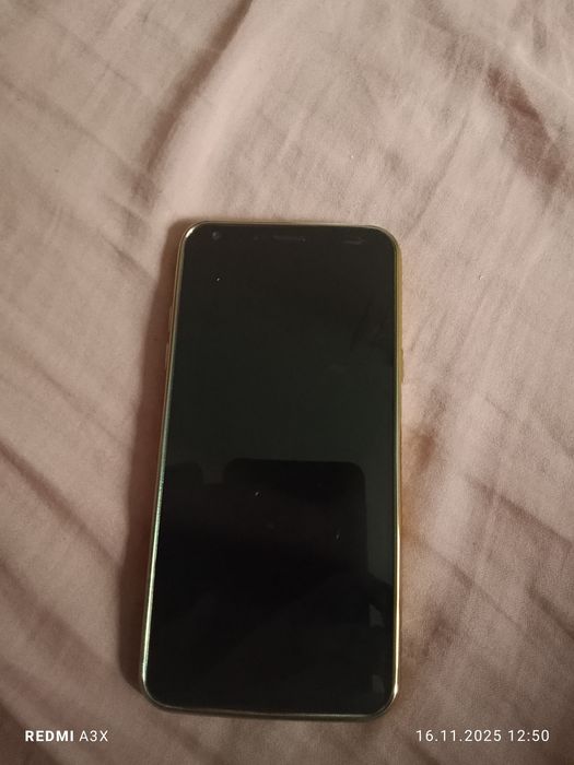 LG Q6A на запчасти