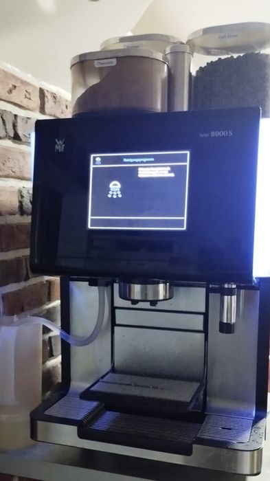Vând aparat cafea WMF 8000 S