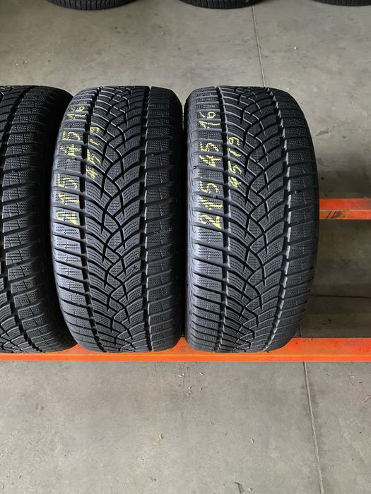 Anvelope iarna 215/45/16 Goodyear Ultra Grip Performance 215 45 16 R16