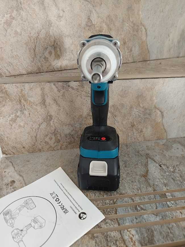 autofiletanta surubelnita electrica cu impact 500NxM 2 baterii 18V nou