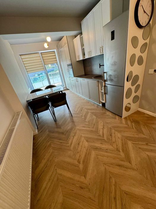 Închiriez apartament  taietura turcului prima inchiriere