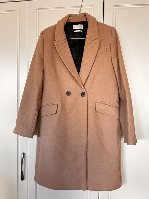 Палто с вълнена смес Mango