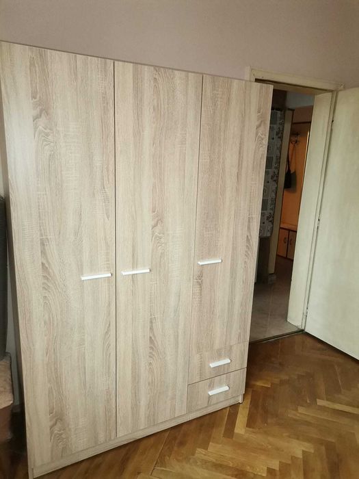 Тристаен имот в кв.Сердика