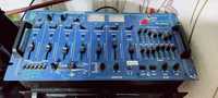 Vand Boxa +amplificator + Mixer sau schimb cu telefon!!