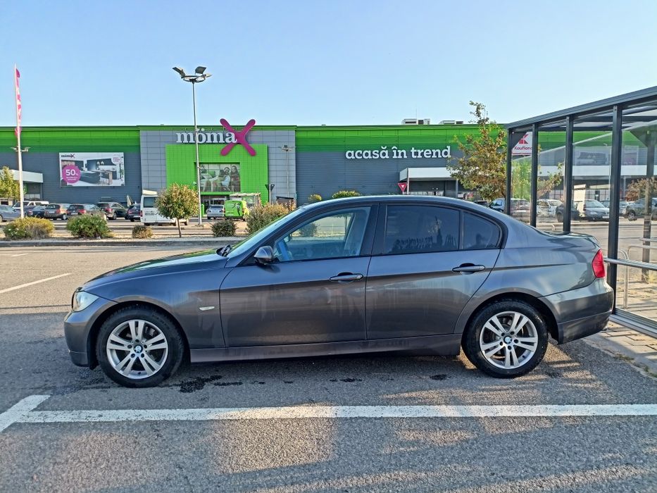 Vand BMW E90 320i benzina