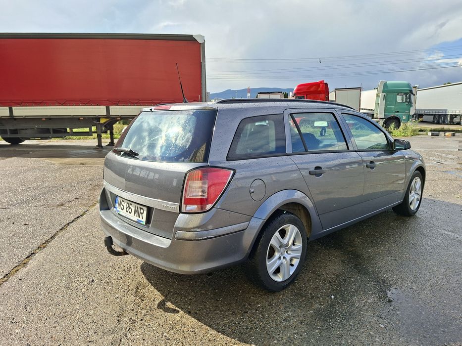 Opel Astra H an 2009