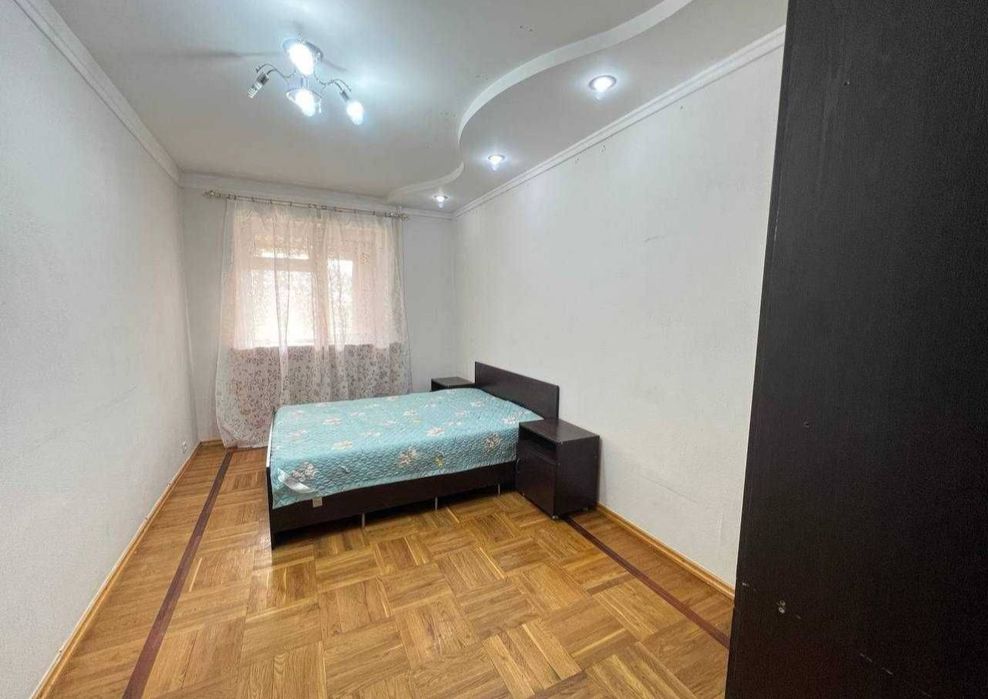 Срочно! Квартира на Ц7 (ЦУМ) 3/3/4 общ пл 80м с обстановкой