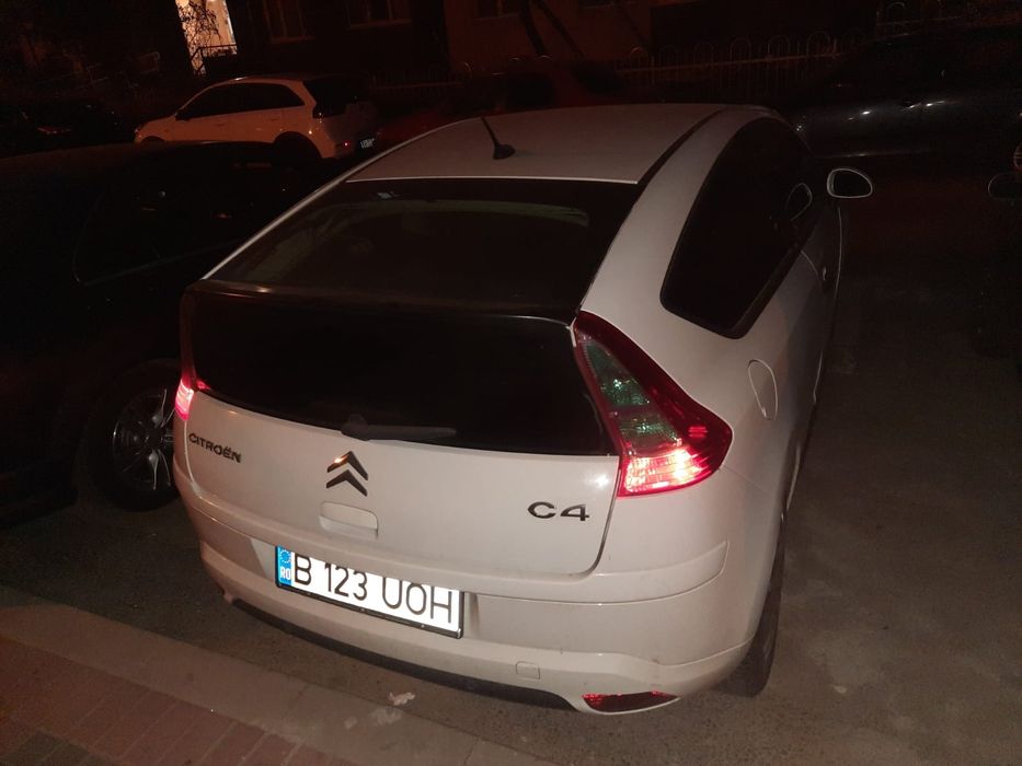 Vând Citroen C4 preț bun