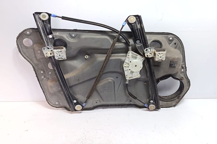 Macara geam dreapta fata  1J4837730AE Volkswagen VW Golf a 4-a genera