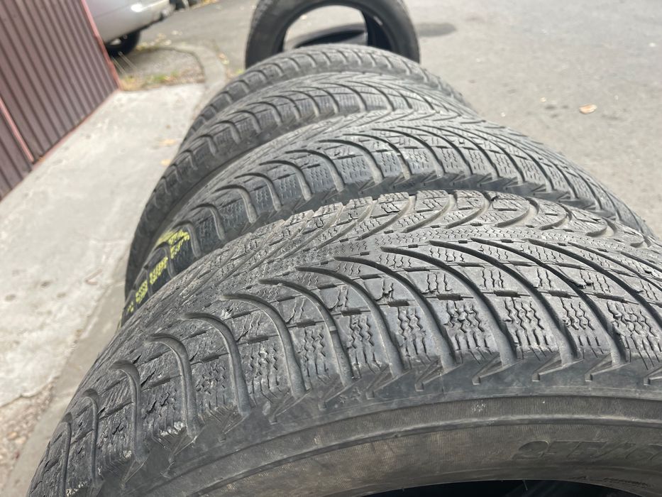 Cauciucuri de iarnă 235/60/18 Michelin