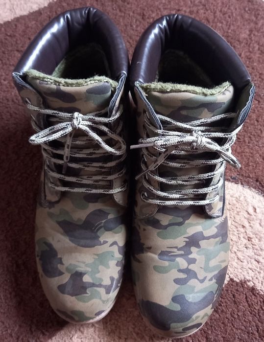 Botine nr. 40, int. 26 cm