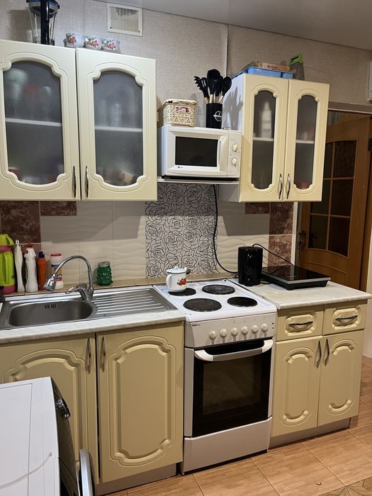 Продам кухонный гарнитур