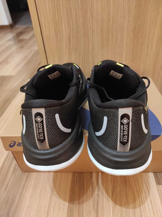 Мъжки маратонки за бягане Asics gel cumulus 26 GORETEX номер 45