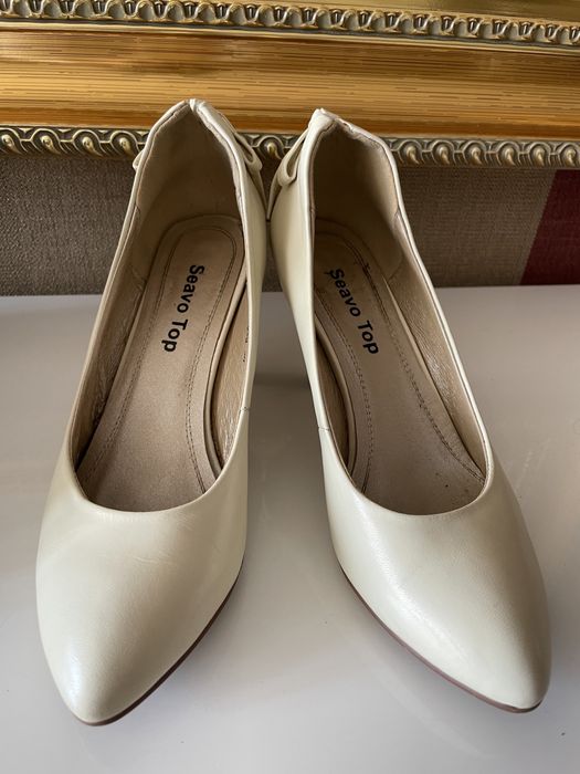 Женская обувь, туфли