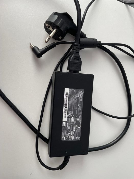 Laptop Gaming MSI Katana GF66