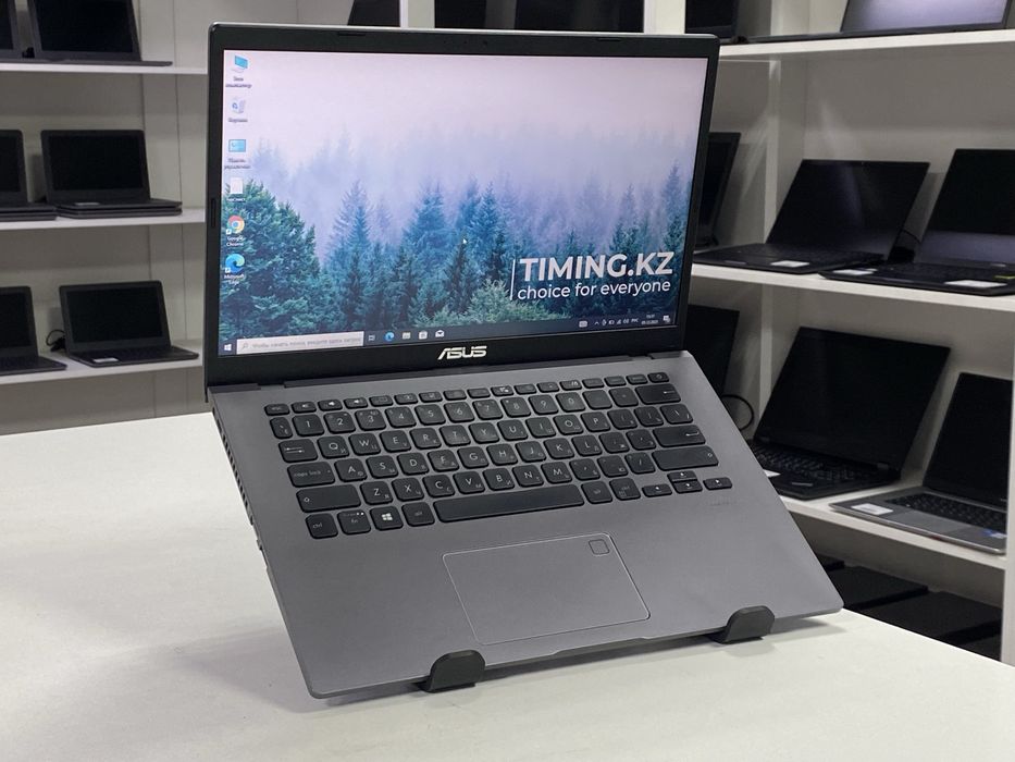 Легкий ноутбук Asus VivoBook 14 - 14/Core i3-10110U/8GB/SSD 128GB/UHD