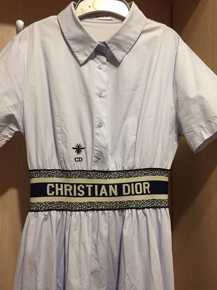 Платье  Christian DIor