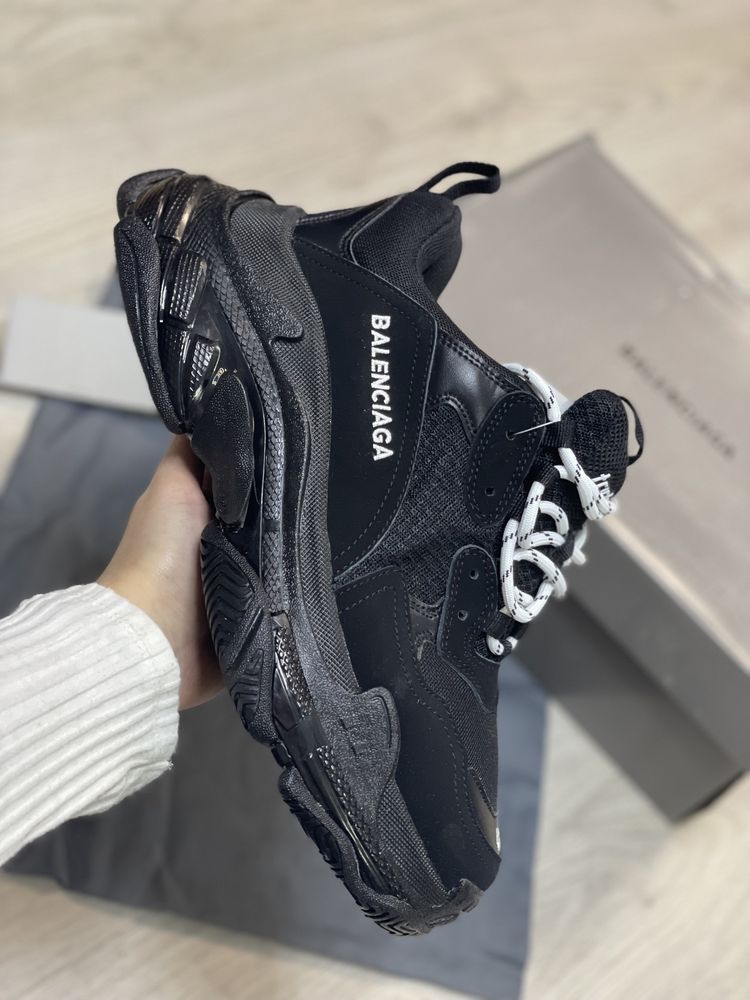 Adidasi Balenciaga Triple S Premium