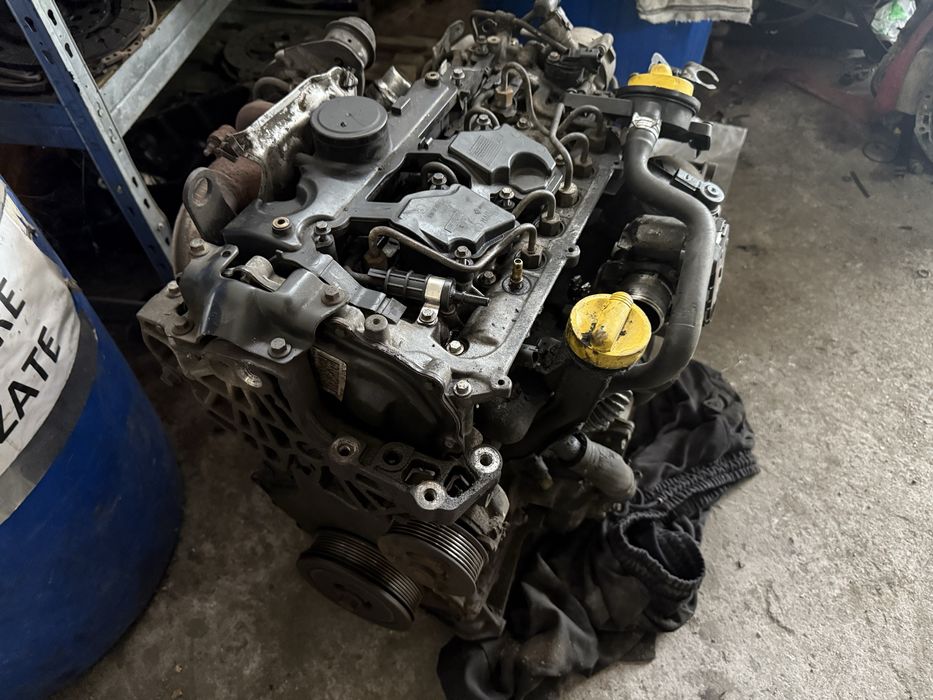 Dezmembrez opel vivaro motor cutie etc